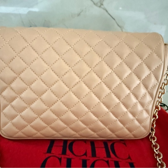 Carolina Herrera Quilted Beige Bag - Picture 3 of 9